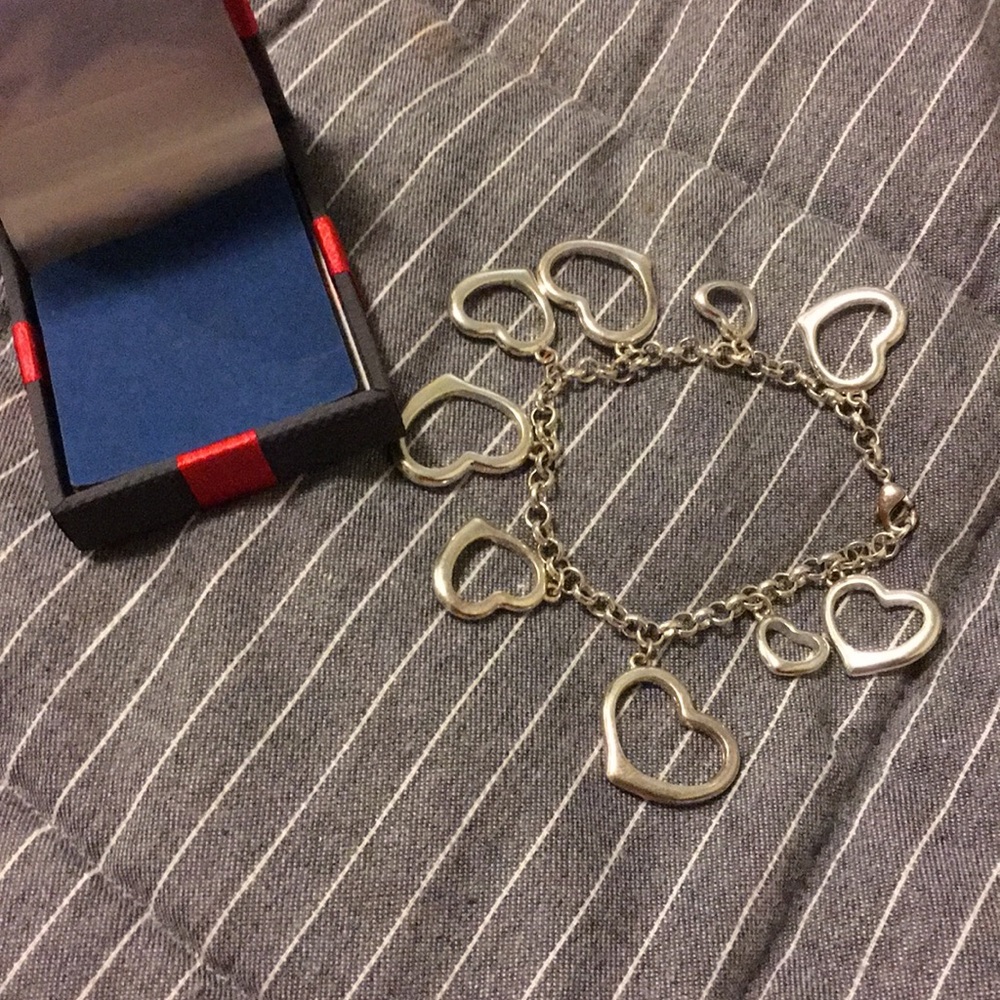 Silver heart bracelet